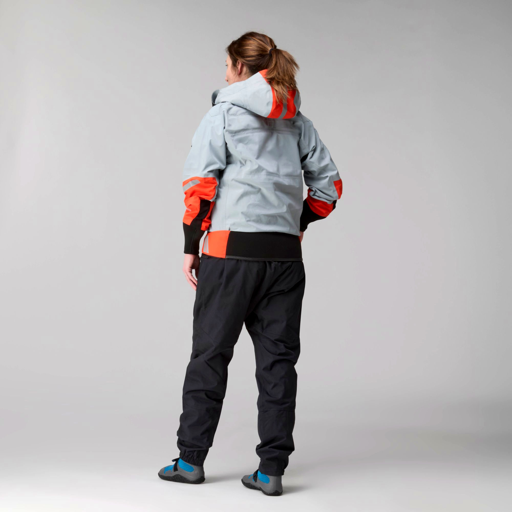 NRS Women's Element Jacket - Image 3