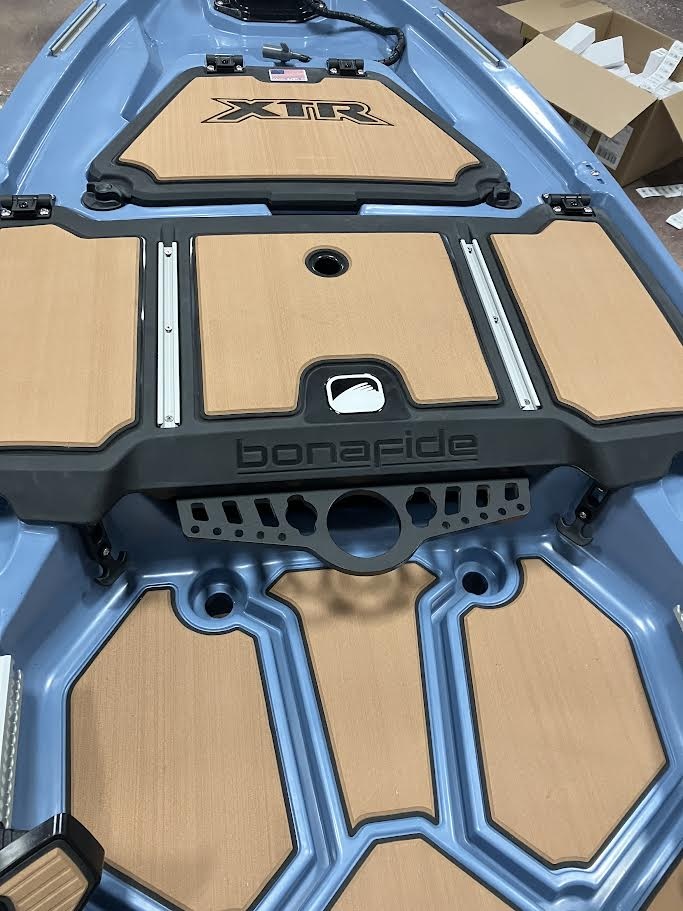 Bonafide XTR130 įrankių dėklas stovėjimo platformai